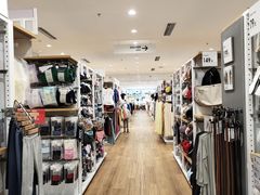 -优衣库(咸宁金诚广场店)