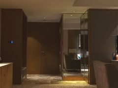 -广州天河希尔顿酒店