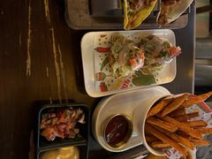 -Famous肥猫墨西哥音乐餐吧(五棵松华熙LIVE店)