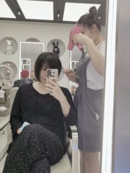 -PE SALON