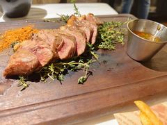 -LESCEDARS Brasserie Bistro香柏树