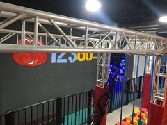 -嗨马乐动室内潮玩运动·团建·轰趴·桌游(南丰汇店)