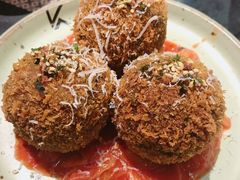 墨鱼芝士饭团-KCOOKING概念韩餐(世茂52+店)