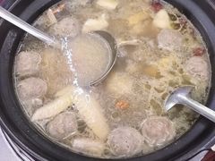 -花苑美食横琴生蚝火锅(拱北粤华路店)