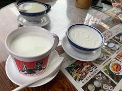 热姜撞奶-周大娘牛乳(旧寨古村总店)