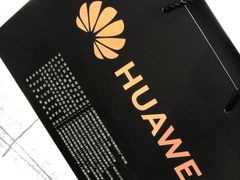 -华为授权体验店(万航渡路)