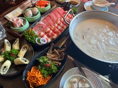 -捞王锅物料理(上海世茂广场店)