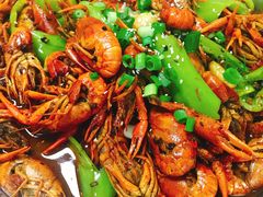 -老东镇啤酒屋海鲜加工·蒸汽海鲜·海鲜烧烤(台东店)