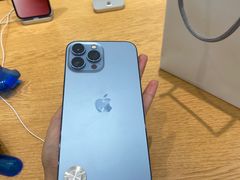 -Apple零售店(玄武湖店)