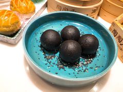 脆皮黑芝麻艾糍丸-陶陶居酒家(海岸城店)