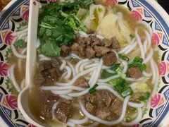 -鑫花溪牛肉米粉(天山店)