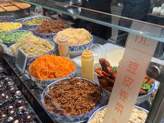 -胖东来生活广场(健康路店)