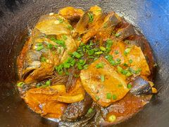 -鱼窝棚柴火铁锅炖(富山屯店)