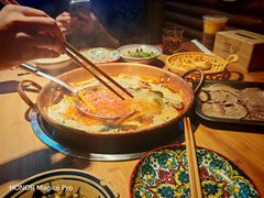 -洱火云南酸菜牛肉火锅(石景山当代商城店)