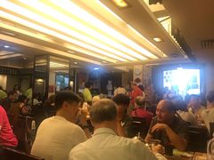 等位区-添好运点心专门店(深水埗店)