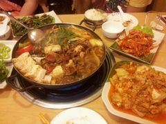 八爪鱼牛肉锅-东吉馆韩式餐厅(八经街总店)