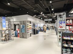 -迪卡侬(环球港店)