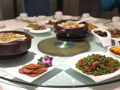 金丝乳鸽-琬苑鸽庄·川粤融合菜(解放碑总店)