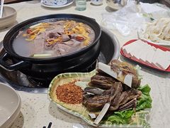 -九寨沟特色牦牛肉汤锅
