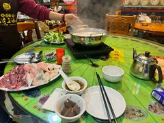 -华哥新鲜猪精品美食
