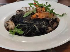 墨鱼汁海鲜意面-UPPER KITCHEN(延安路店)