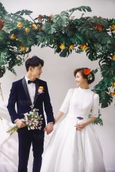 -雪中彩影婚纱摄影·微光艺术中心