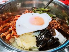 素什锦大铁盆拌饭-堂堂小伙夫·辽宁小吃大排档(京西大悦城店)
