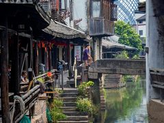 -丝绸小镇荻港古村