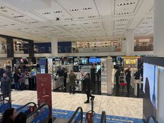 -文艺复兴百货(米兰大教堂广场店)