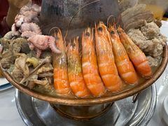 -一口猪海鲜浑锅·东北家常菜