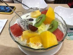 杂果b仔-佰搭果·广式茶餐厅(西华路店)