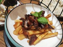 -东来菜馆•手抓海鲜家常菜•海鲜锅贴(鸽子窝店)