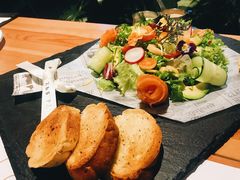 -张爱施法式西餐厅(汉街店)