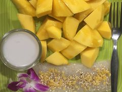 -Dang restaurant (patong phuket)