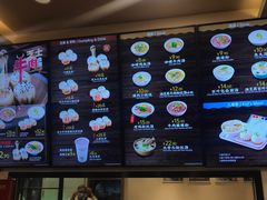 -小杨生煎(金山百联购物中心3楼店)