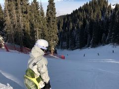 -丝绸之路山地度假区滑雪场