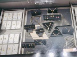 点击看大图 -周大福CHOW TAI FOOK(南翔老街店)
