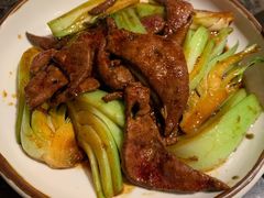 菜梗炒猪肝-菲乐餐厅(三十年经营·湖滨路店)