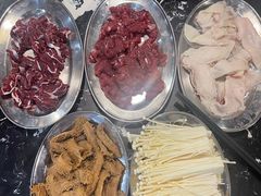 -牛一煲美食(江高店)