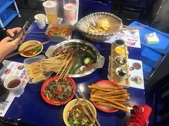 -马路边边串串香(苗栗路店)