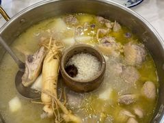 -朴小妹人参鸡汤火锅(长白山万达店)