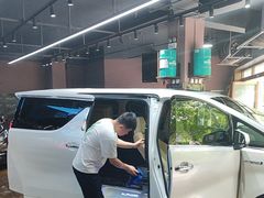 -车里行间汽车会员俱乐部·KSG隐形车衣星光店