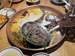 -洱火云南酸菜牛肉火锅(石景山当代商城店)