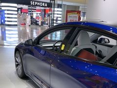 -TESLA 特斯拉(北京颐堤港体验店)