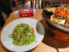 -聚鑫朋酸菜肥肠(文艺路口店)
