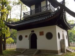 -汇龙潭