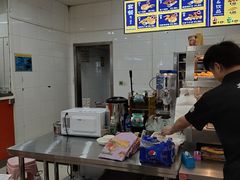 -韦小堡·炸鸡汉堡(中南店)