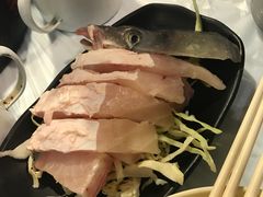 -鲜入围煮花胶鸡海鲜火锅