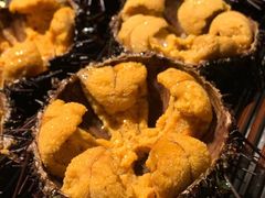 -铭牛烧肉·和牛海鲜自助(高新月牙湖店)