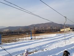 -辽阳弓长岭温泉滑雪场